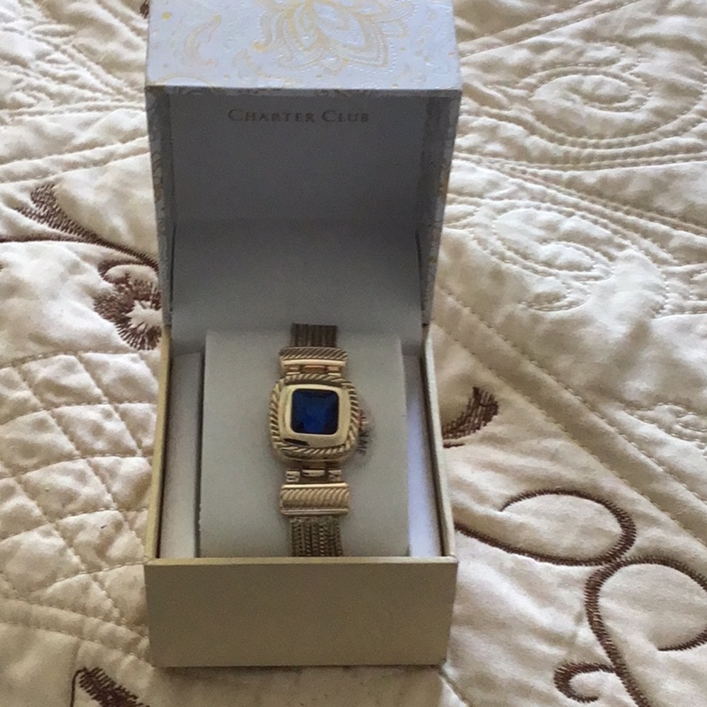 Watch table charters club